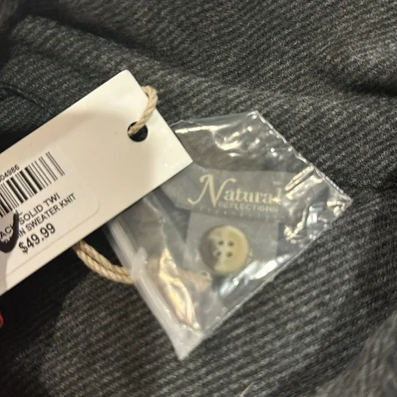 Natural Reflections button down - Picture 2 of 3